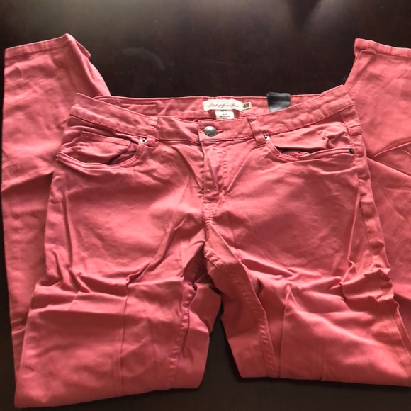 H+M Jeans - Picture 2 of 4